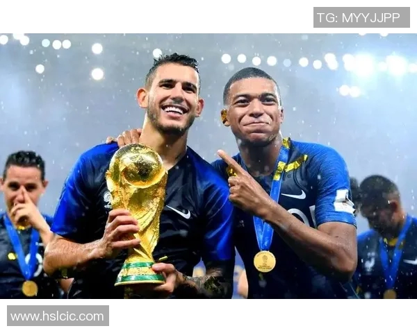 足球明星与小鲜肉的对决谁能在绿茵场上赢得更多掌声与关注 足球明星与小鲜肉的对决谁能在绿茵场上赢得更多掌声与关注